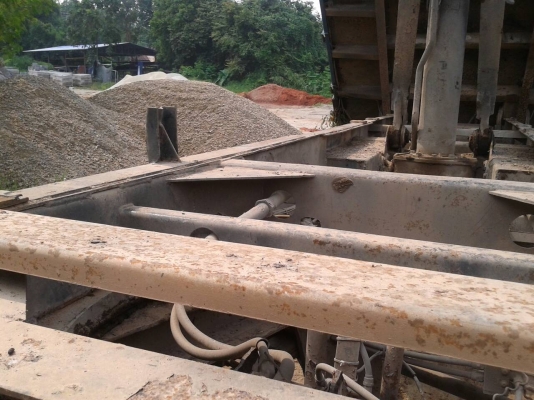 ขายหางพ่วง ดั้ม สามมิต  2  เพลา. ปี 49    สนใจติดต่อ  081 - 6079515