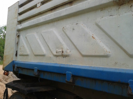 ขายหางพ่วง ดั้ม สามมิต  2  เพลา. ปี 49    สนใจติดต่อ  081 - 6079515