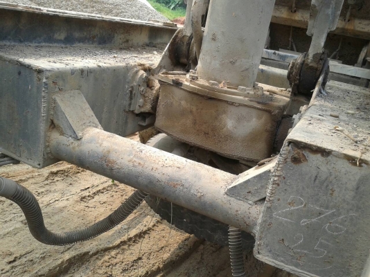 ขายหางพ่วง ดั้ม สามมิต  2  เพลา. ปี 49    สนใจติดต่อ  081 - 6079515