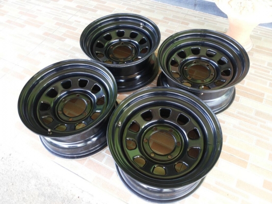 ล้อลาย rock crawler 51 ขอบ 16 สภาพสวยงามเหมือนล้อใหม่