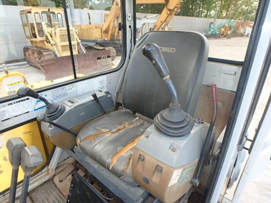 Kobelco SK045-2 เก่าญี่ปุ่น ตู้เก๋ง มีไลน์หัวกระแทก