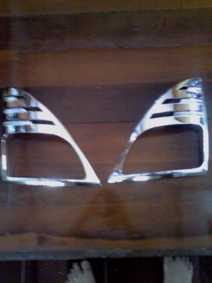 ขายครอบไฟเลี้ยว hino mega ขายครอบไฟเลี้ยว hino mega