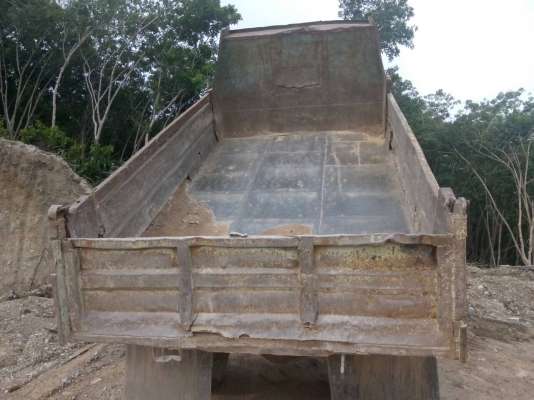 ขายรถบรรทุก 6 ล้อดัมพ์ใหญ่ ISUZU DECA 195 แรงม้า ราคา 820000