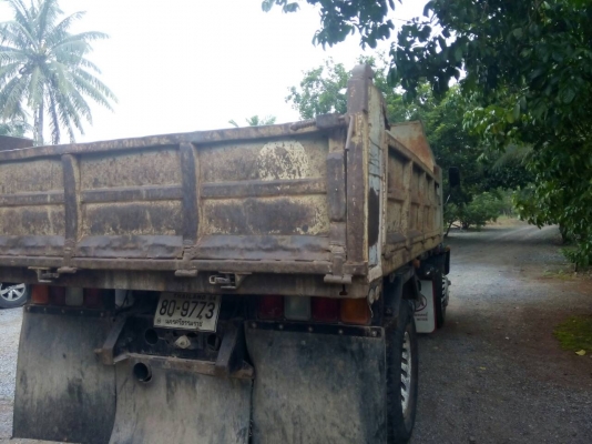 ขายรถบรรทุก 6 ล้อดัมพ์ใหญ่ ISUZU DECA 195 แรงม้า ราคา 820000