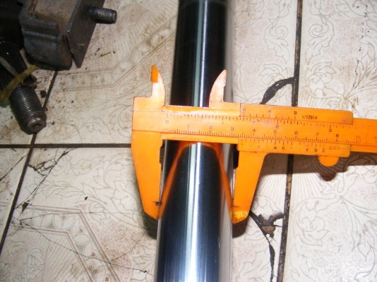 กระบอกไฮดรอลิก  ทำดั้มรถไถลากครับ