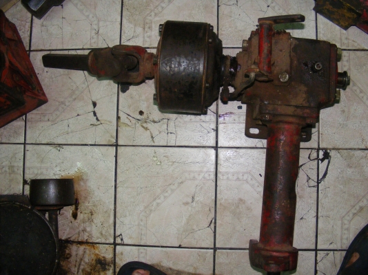 เฟือง สำหรับหมุนแรงขับ 90 องศา 1 : 1 มีคลัชตัดต่อกำลัง