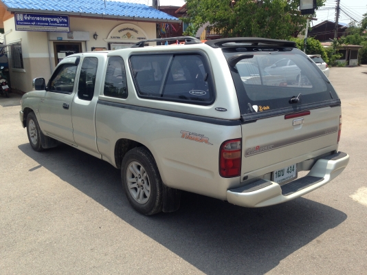 ขาย toyota  D4D ปี04 รถสวย ไม่มีชน