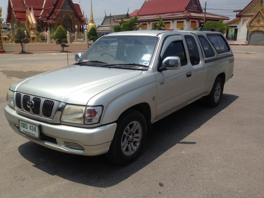 ขาย toyota  D4D ปี04 รถสวย ไม่มีชน