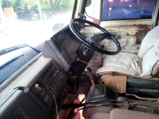 ขายรถบรรทุก 6 ล้อดัมพ์ ISUZU FTR 165 แรงม้า กระบะยาว 4.50 เมตร ราคา 380000