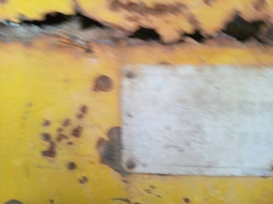 ขายรถตักล้อยาง CAT 922 เลี้ยวล้อหลัง ราคา 230000