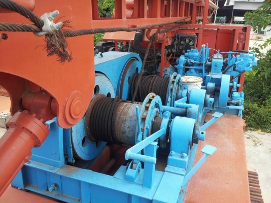 ขายรถปั่นจั่น ตีนตะขาบขายปั้นจั่นตอกเสาเข็ม16.50เมตร ตุ้ม5.2 ตัน วิน 32 อู่สิงโตสภาพ 90 \% เดิมๆจากอู่