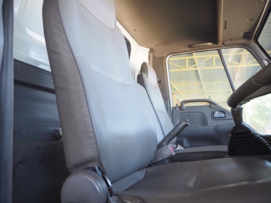 ISUZU 210 NRR จดประกอบทะเบียนพร้อมโอนอุปกรณ์เดิมสีเดิมทุกอย่าง รถแรง ต่อรองได้ครับ