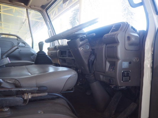 ISUZU 210 NRR จดประกอบทะเบียนพร้อมโอนอุปกรณ์เดิมสีเดิมทุกอย่าง รถแรง ต่อรองได้ครับ