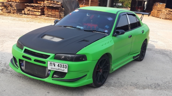 ขายคัฟ200000 รถแต่งเต็มทั้งภายในและภายนอกเครื่อวเสียงชุดใหญ่