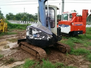 รถขุด แบคโฮ CAT MM40 SR ขนาด 40 แรง บูมสไลด์ รุ่นใหม่ ก้นมน ขนาดกระทัดรัด รถขุด แบคโฮ CAT MM40 SR ขนาด 40 แรง บูมสไลด์ รุ่นใหม่ ก้นมน ขนาดกระทัดรัด