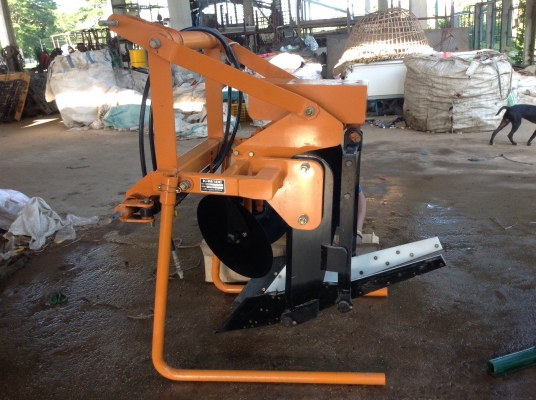 ขายอุปกรณ์ติดรถไถ