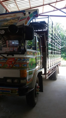 หกล้อ ฮีโน้ FD185 แรง พาเวอร์ ช่วงยาว 6ม สภาพดีพร้อมใช้ ทะเบียนพร้อมโอน ราคา 395,000บ