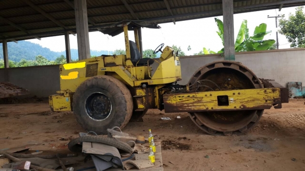 ขายรถบด SAKAI SV500TF ได้2เปลือก สภาพสวยพร้อมใช้ ติดต่อ คุณอ๊อฟ พิจิตร 086-737-9991