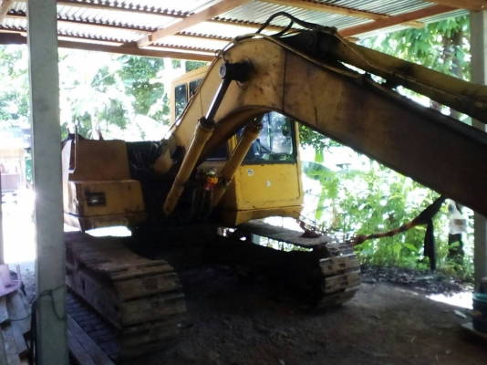 KOMATSU PC100-5 ไฟฟ้าครบ หน้าจอไม่มี เอวแน่น รถทำงานอยู่