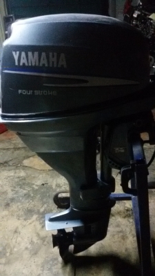 25 hp Yamaha 4 Stroke Outboard