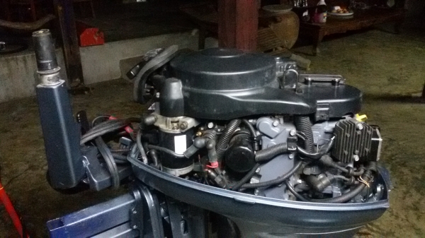 25 hp Yamaha 4 Stroke Outboard