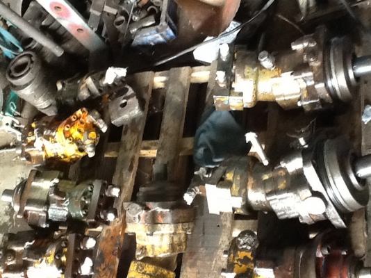 ขายหัวมอเตอร์ โคมัสซุ เบอร์ 40 และ 90 สนใจติดต่อ 0860025364 ช่างอุ ปรีชาการช่าง