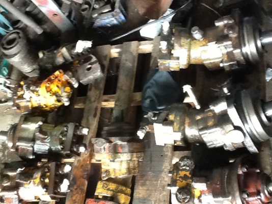 ขายหัวมอเตอร์ โคมัสซุ เบอร์ 40 และ 90 สนใจติดต่อ 0860025364 ช่างอุ ปรีชาการช่าง