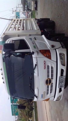 ขายดาว300000รถHINO150 แรงปี47 แอร์เย็นภายในสวย ผ่อนเดือนละ18170x29เดือน ขายดาว300000รถHINO150 แรงปี47 แอร์เย็นภายในสวย ผ่อนเดือนละ18170x29เดือน