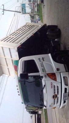 ขายดาว300000รถHINO150 แรงปี47 แอร์เย็นภายในสวย ผ่อนเดือนละ18170x29เดือน