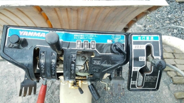 Sale>>เครื่องดำนา วางพันธ์ข้าว YANMA 250A. Made in Japan. เครื่องเบนซิน สภาพครบ ใช้งานได้ครับ 089-2499-123 นครปฐม