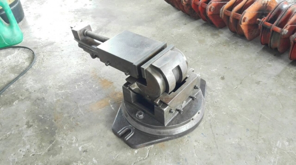 ======== Sold Out!! ======== ปากกาจับงานปรับองศาให้ตัวอิสระ สภาพสวย หายากครับ!! โทร 089-2499-123 นครปฐม