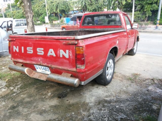 DATSUN 720 ขับได้ ทะเบียนชุดโอนพร้อม  เครื่อง Z16 เบนซิน 1600 ในเล่มเป็นเครื่องเดิม  ขับกลับได้เลย คัสซีสวย ราคา 25,500 บาท