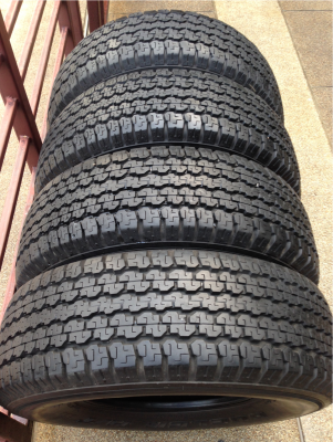 ยาง Bridgestone 31 10.5 R15 ปลายปี12 ดอกเต็ม ไม่มีปะ