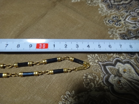 สร้อยทองคล้องพระประดับนิล29 เม็ด