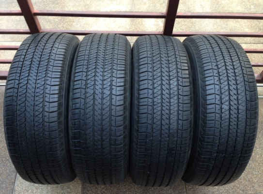 ยาง Bridgestone 265 65 17 ปี12 ดอกเยอะ ไม่มีปะ