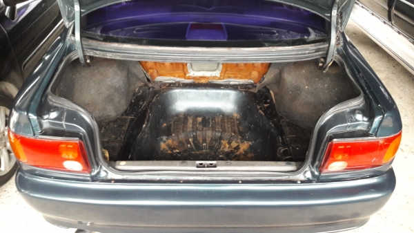 อีคาร์ เกียร์ ธรรมดาแอร์เย็นๆ ชลบุรี 1500cc เบนชิน อีคาร์ เกียร์ ธรรมดาแอร์เย็นๆ ชลบุรี 1500cc เบนชิน