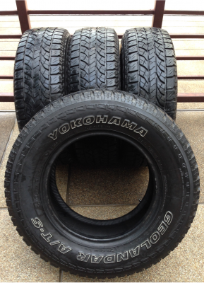 ยาง Yokohama 225 70 15 ปี12 ดอกเต็ม ใช้ยาว