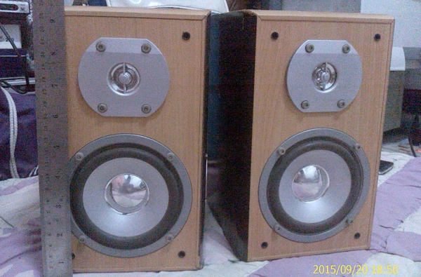 ตู้ลำโพงไม้ เสียงดี 1คู่