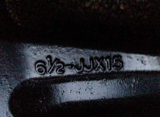 ล้อแท้ 15 แนว off road สภาพสวย ล้อแท้ 15 แนว off road สภาพสวย