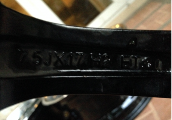 ล้อลาย W-Work ขอบ17 5/114 สภาพสวย