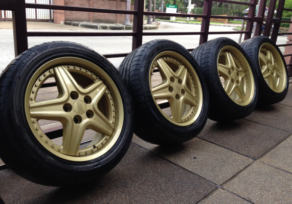 ล้อ Modena two ขอบ17 made in japan 5รู114 หน้า 8.5 นิ้ว หลัง 9.5 นิ้ว สภาพสวย