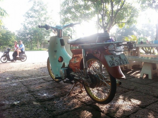 ขายตามสภาพ C70 เครื่องเวฟ100 รถสตาร์ทติดขี่ได้ปกติ (มีสำเนาหน้าเล่ม+ใบซื้อขาย) ราคาพร้อมจบ 6000 บาทไทย สนใจทักเเชทหรือโทร.089-8054390 โอ๋ อยู่จังหวัดลพบุรี