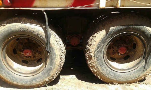 ขายเทนเลอร์ 2 เพลา HINO KT725 คัสซีสวยตลอดเส้น เครื่อง EH700 168 แรงม้า สโลว์กลาง วางหัว F18 ทะเบียนพร้อมโอน