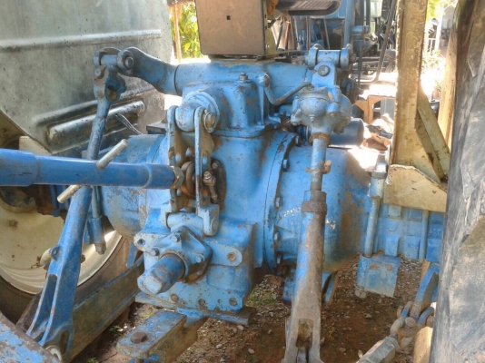 ขายรถไถ FORD 6600 เสื้อลาย เอกสารเล่มทะเบียนครบพร้อมโอน อุปกรณ์มีผานดันหน้า และผาน 3 ราคาต่อรองได้ ขายรถไถ FORD 6600 เสื้อลาย เอกสารเล่มทะเบียนครบพร้อมโอน อุปกรณ์มีผานดันหน้า และผาน 3 ราคาต่อรองได้