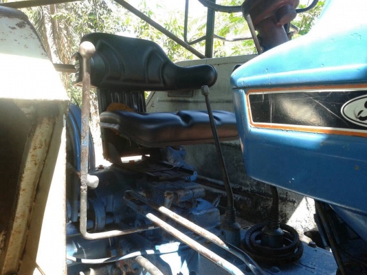 ขายรถไถ FORD 6600 เสื้อลาย เอกสารเล่มทะเบียนครบพร้อมโอน อุปกรณ์มีผานดันหน้า และผาน 3 ราคาต่อรองได้ ขายรถไถ FORD 6600 เสื้อลาย เอกสารเล่มทะเบียนครบพร้อมโอน อุปกรณ์มีผานดันหน้า และผาน 3 ราคาต่อรองได้