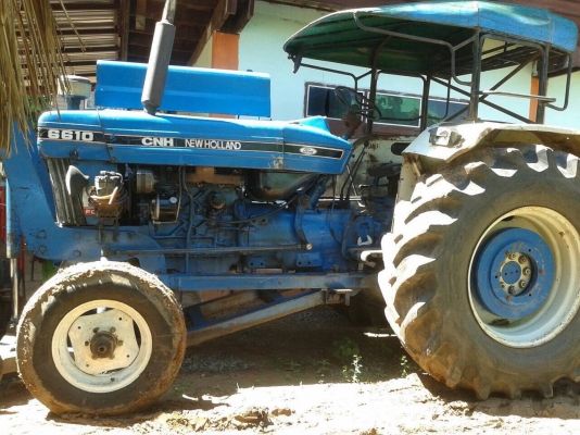 ขายรถไถ FORD 6600 เสื้อลาย เอกสารเล่มทะเบียนครบพร้อมโอน อุปกรณ์มีผานดันหน้า และผาน 3 ราคาต่อรองได้