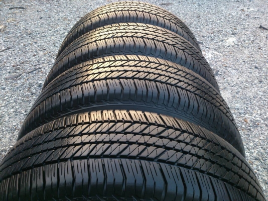 ขายแม็ก TOYOTA VIGO CHAMP ขอบ17 พร้อมยางบริดสโตน 265/65R17 ยางสัปดาห์ที่32ปี13 ดอกยางหนาสดสวยมากเท่ากันไม่แตกลายไม่ร้าวไม่กินข้างใข้งานน้อยมาก พร้อมน๊อตแท้ 24 ตัว