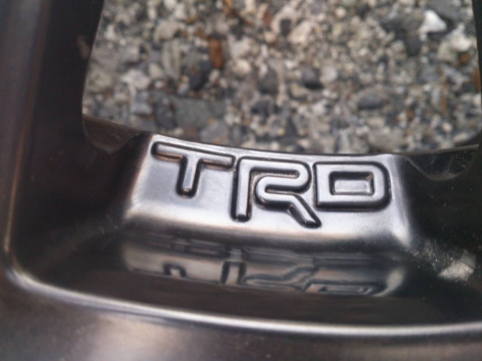 ขายแม็ก TOYOTA VIGO CHAMP TRD ขอบ17 พร้อมยางบริดสโตน265/65R17 ยางสัปดาห์ที่17ปี14 ดอกยางหนาสดสวยมากเท่ากันไม่แตกลายไม่ร้าวไม่กินข้างใข้งานน้อยมาก พร้อมน๊อตแท้ 24 ตัว ขายแม็ก TOYOTA VIGO CHAMP TRD ขอบ17 พร้อมยางบริดสโตน265/65R17 ยางสัปดาห์ที่17ปี14 ดอกยางหนาสดสวยมากเท่ากันไม่แตกลายไม่ร้าวไม่กินข้างใข้งานน้อยมาก พร้อมน๊อตแท้ 24 ตัว