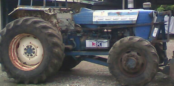 รถไถ ฟร์อด 2เพา 6610 สภาพดีเดิมๆพร้อมใช้งาน ทะเบียนพร้อมโอน ราคา 435,000บ ต่อรองได้ รถไถ ฟร์อด 2เพา 6610 สภาพดีเดิมๆพร้อมใช้งาน ทะเบียนพร้อมโอน ราคา 435,000บ ต่อรองได้
