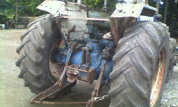 รถไถ ฟร์อด 2เพา 6610 สภาพดีเดิมๆพร้อมใช้งาน ทะเบียนพร้อมโอน ราคา 435,000บ ต่อรองได้ รถไถ ฟร์อด 2เพา 6610 สภาพดีเดิมๆพร้อมใช้งาน ทะเบียนพร้อมโอน ราคา 435,000บ ต่อรองได้